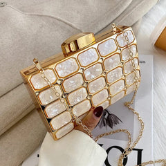 Peachy Puff Clutch